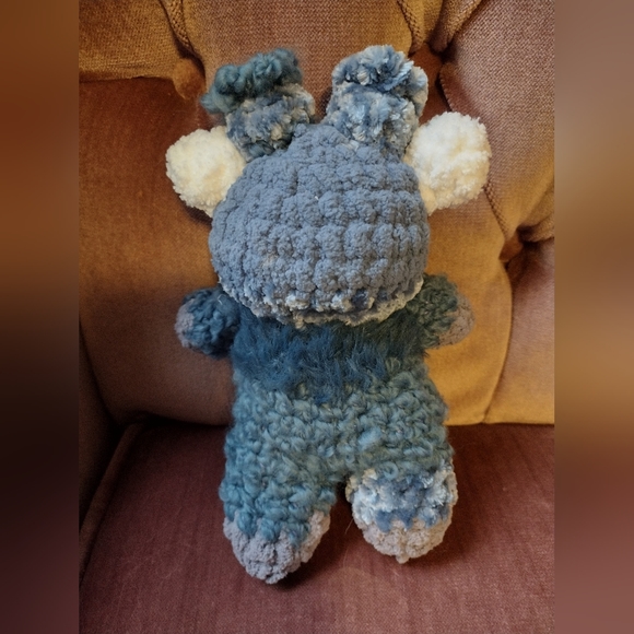 Cow plushie - Picture 3 of 3